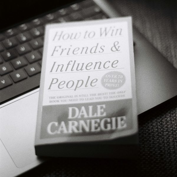 ari shojaei 2jdsicffd44 unsplash